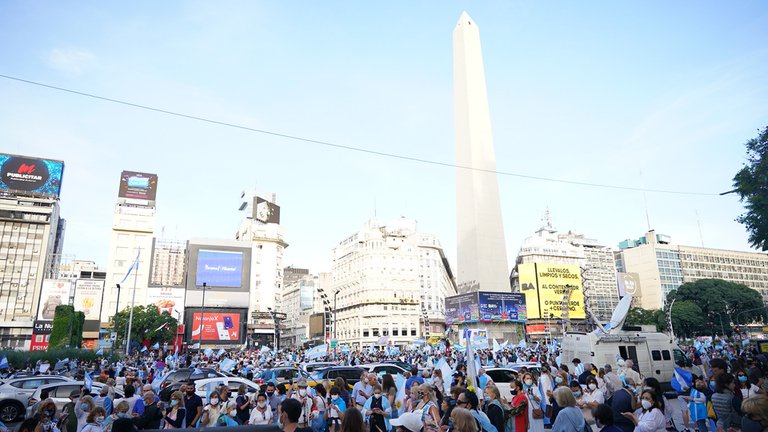 Protesta por las nuevas restricciones.jpg