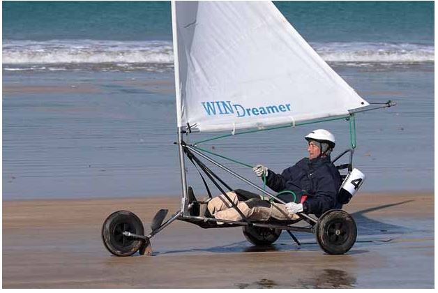 A VIENTO !!!!.JPG