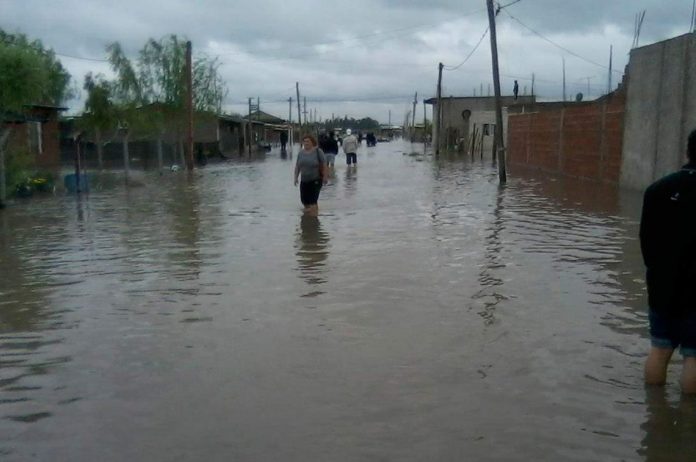 Inundacion-virrey-del-pino-696x462.jpg
