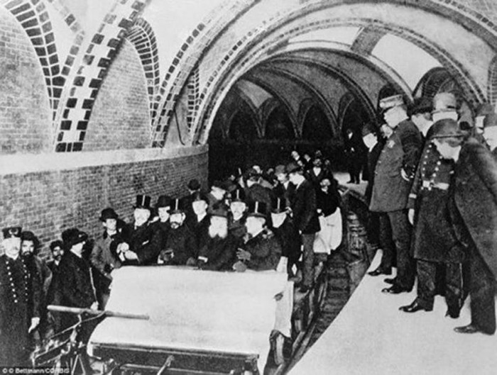 metro de new york 1904.jpg