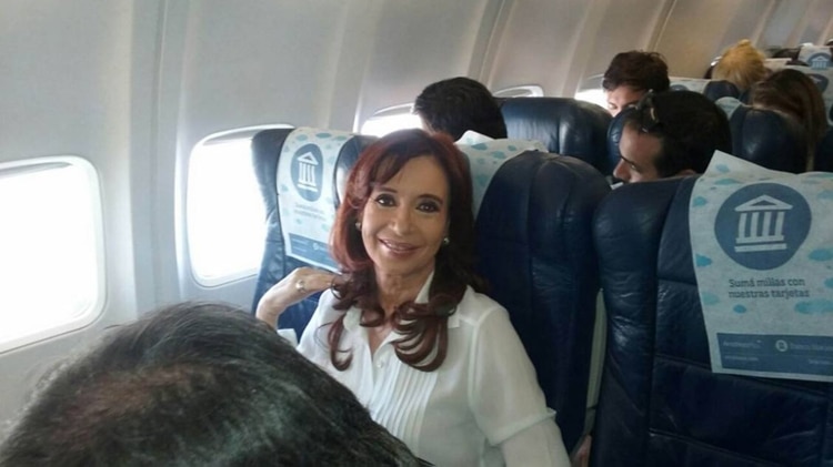 CRISTINA A CUBA.jpg