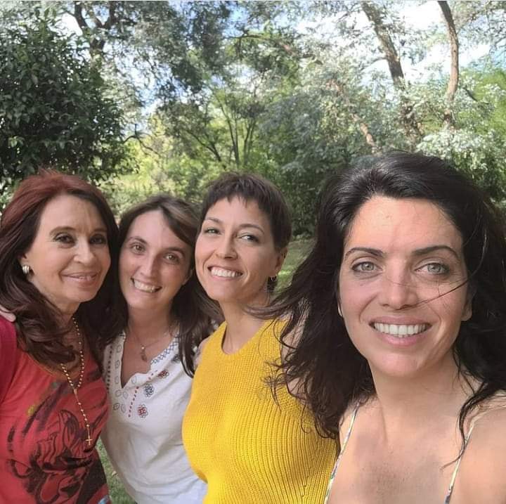 luana.jpg