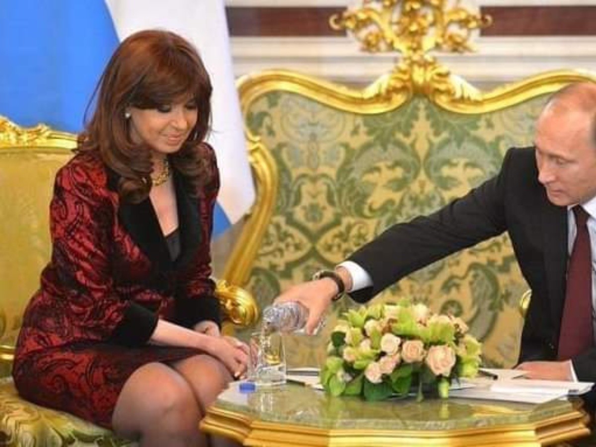 cristina_putin_2015_1.jpg_1204788196.jpg