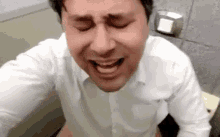 no hagan tanta fuerzajijiji.gif