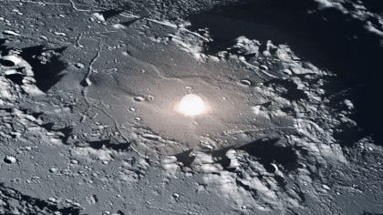 capsula con los bolteretros quer quedan con perdidas del 60% en breve LOS ASTRONAUTAS OPASSSS JIJIJI.gif