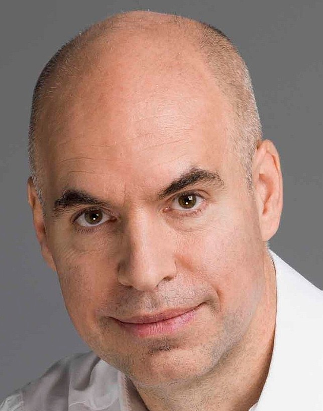 800px-Horacio-Rodriguez-Larreta_(cropped)~2.jpg