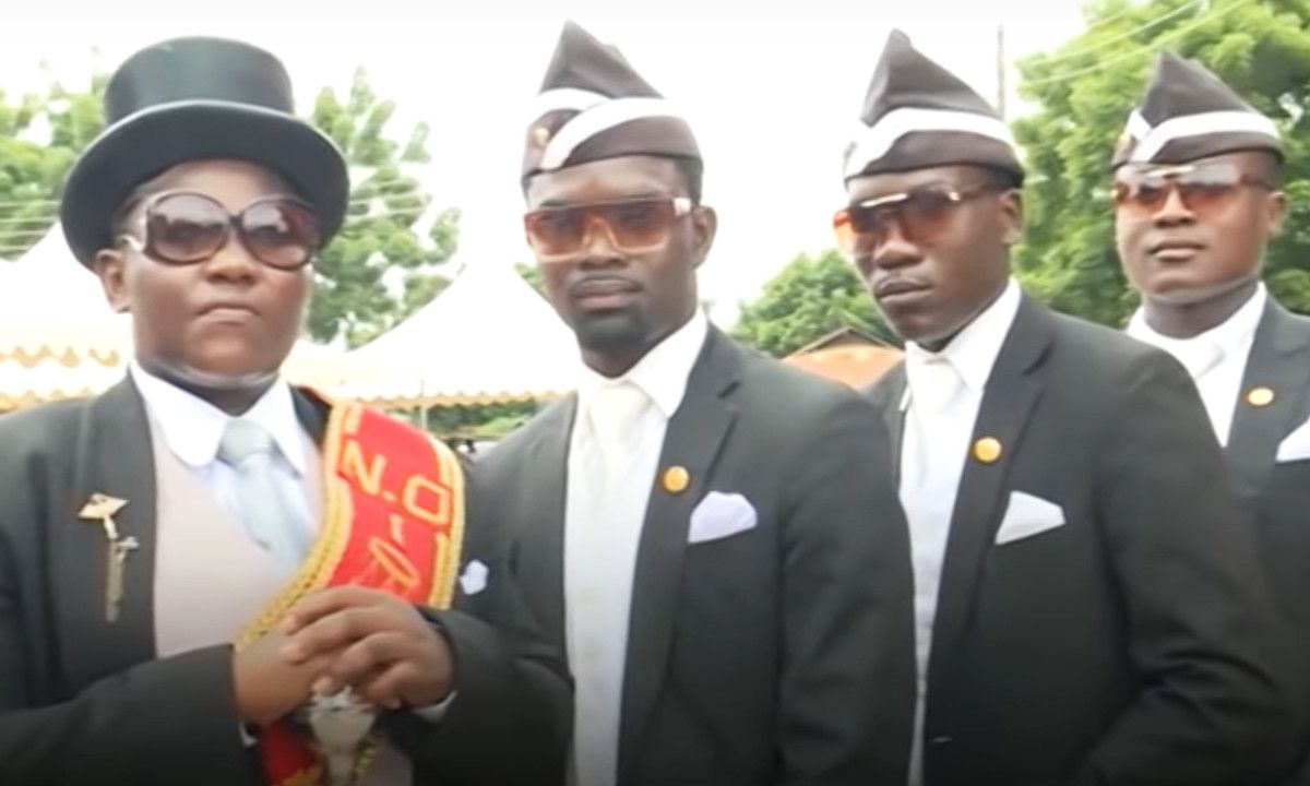 Enterradores-senegaleses.jpeg