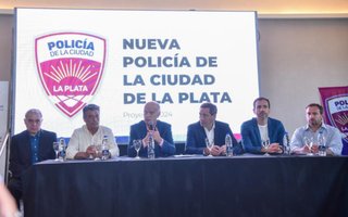 nueva policia en la plata garro grindetti.jpg