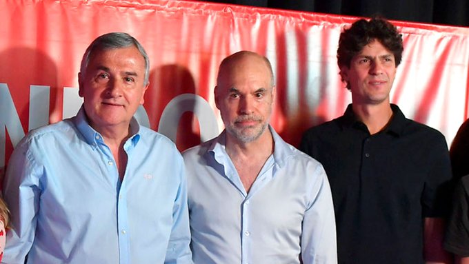 los traidores al cambio.jpeg