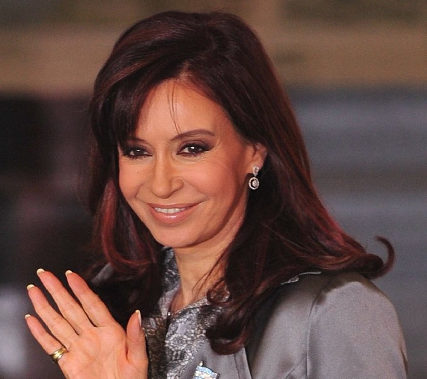 cristina-fernandez-de-kirchner-2~2.jpg