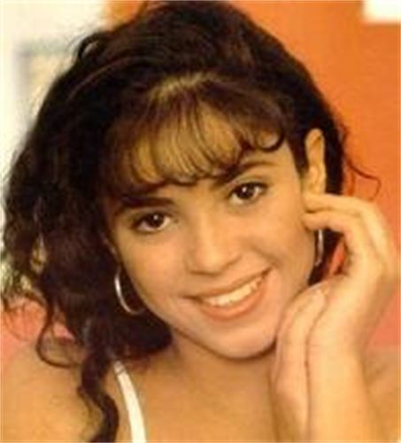 shakira-peque-buena.jpg