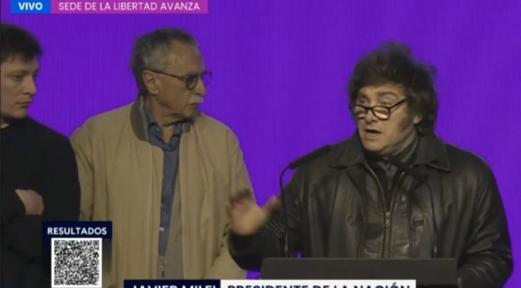 Ayer.jpg